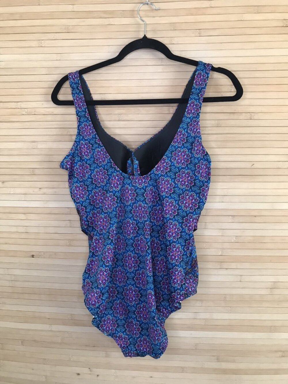 Miraclesuit Criss Cross Escape Danube Bleu One Piece Swimsuit bathing suit Sz 14 - Picture 3 of 5